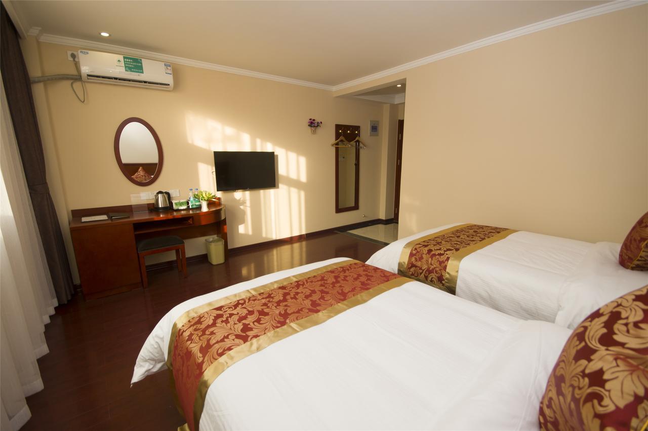 Greentree Alliance Shanghai Chongming Bayi Road Walking Street Hotel Екстер'єр фото